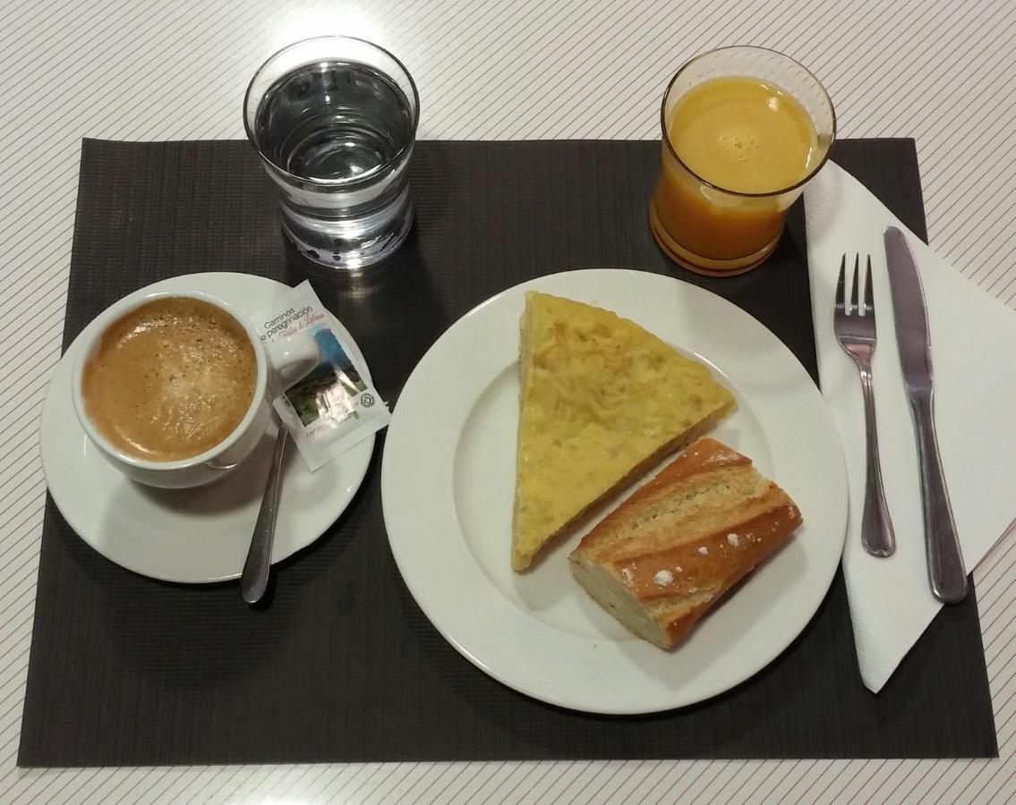 Hotel San Glorio ซานตานเดร์ ภายนอก รูปภาพ
