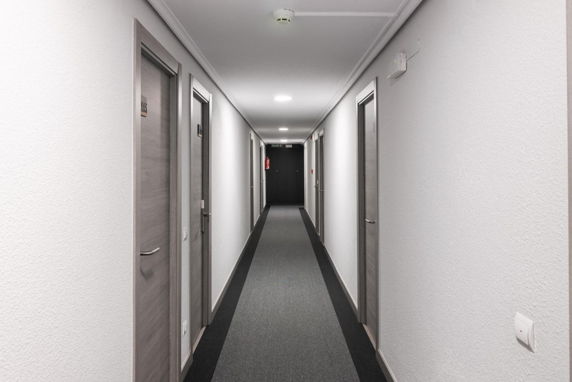 Hotel San Glorio ซานตานเดร์ ภายนอก รูปภาพ