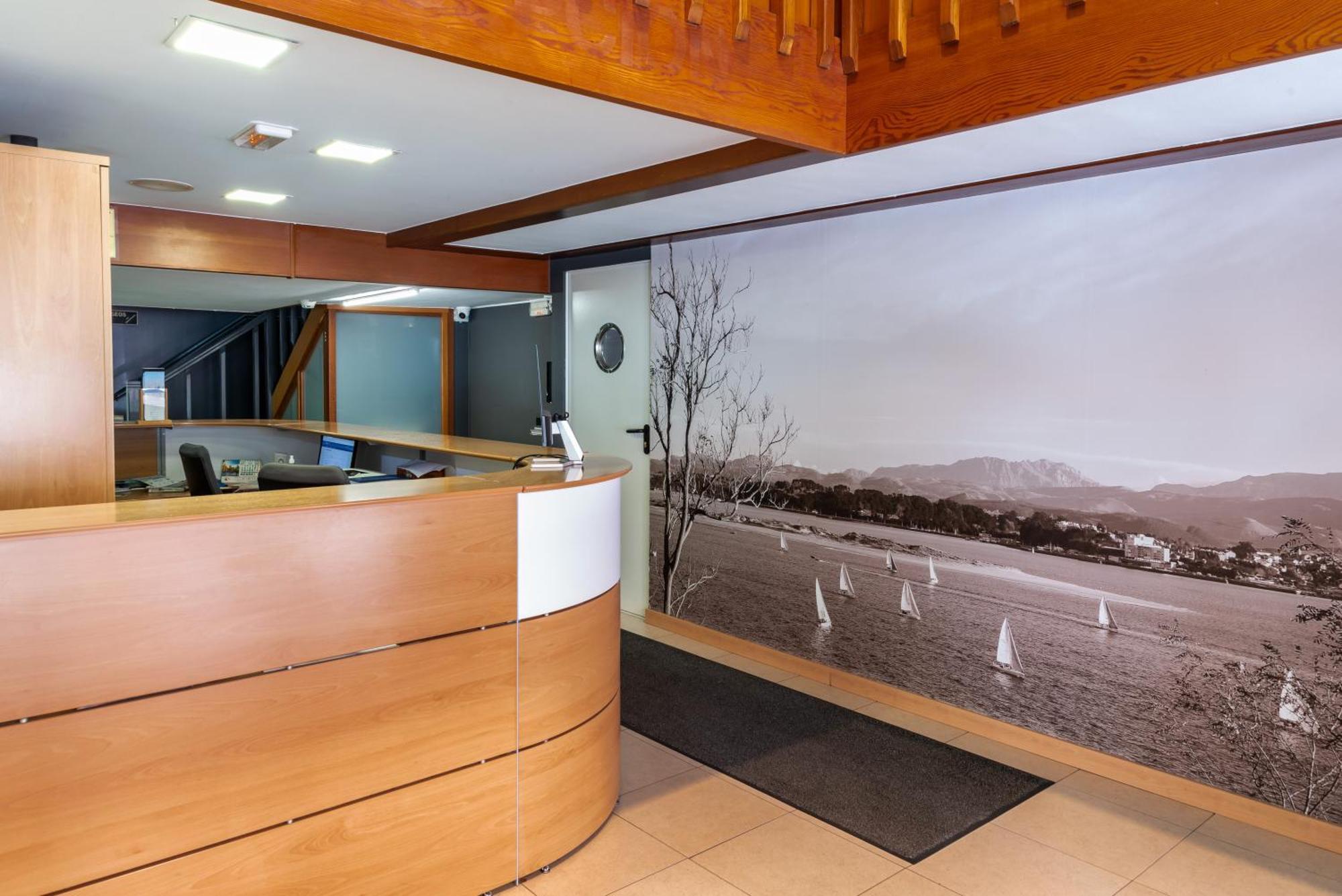 Hotel San Glorio ซานตานเดร์ ภายนอก รูปภาพ
