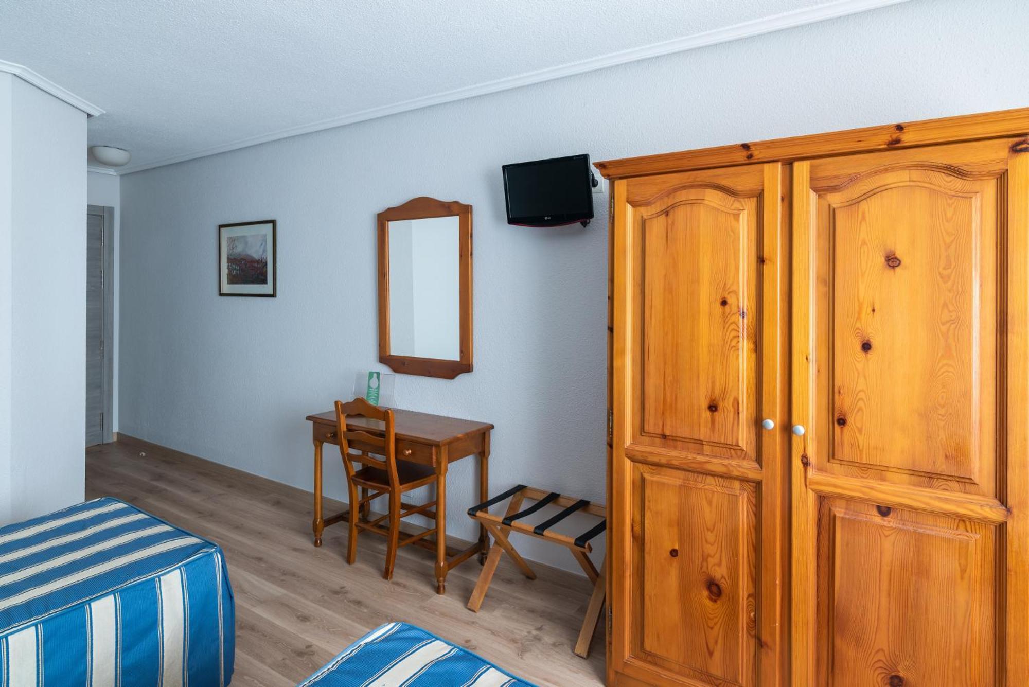 Hotel San Glorio ซานตานเดร์ ภายนอก รูปภาพ